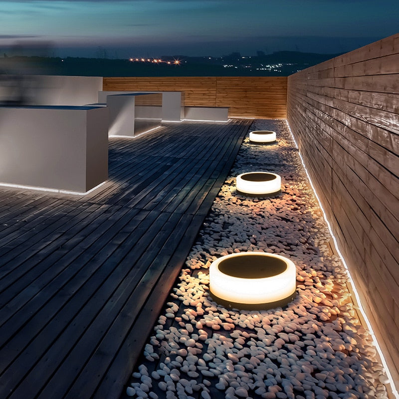 Lumivera Solar Wandleuchte | LED Licht Mit Sensor | IP65 Edelstahl Gehäuse | Warmweiß Für Außen | Automatisch & Kabellos