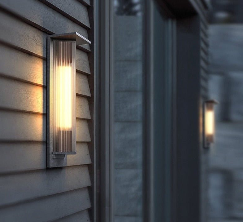 Solarvia Pro Wandlampe | Mit Bewegungsmelder | Solarbetrieben & Wetterfest | LED Warmweiß | Für Garten & Hauswand
