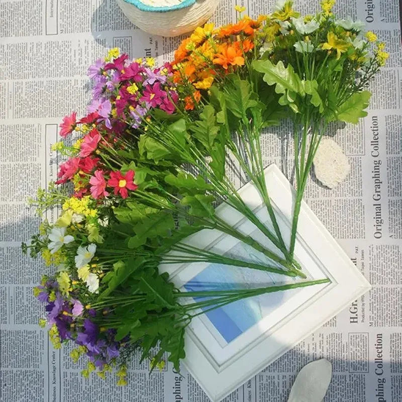 Floraviva Daisy | Kunstblumenstrauß | 7 Zweige mit 28 Gänseblümchen | Seidenoptik