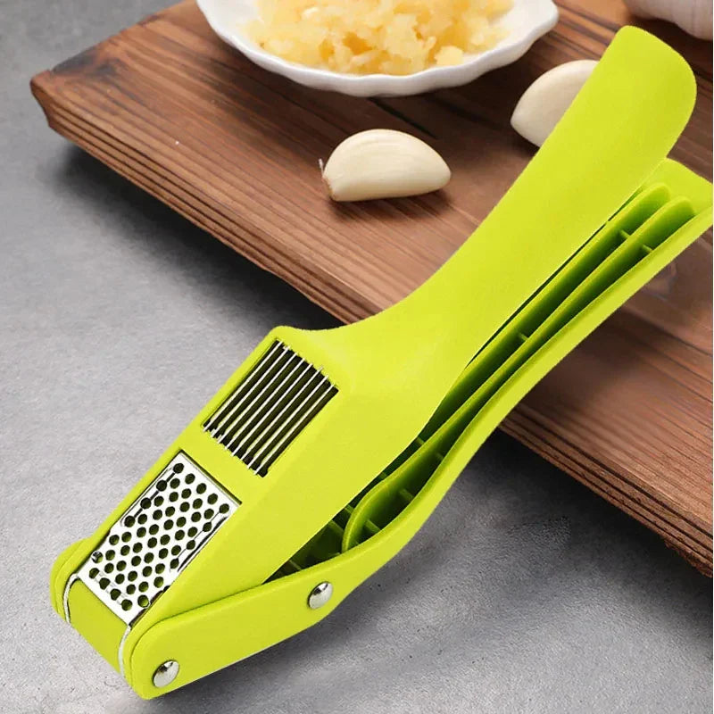 GarliPro | 2-in-1 Knoblauchpresse & Reibe | Edelstahl & Ergonomisch | Für Frische Küche & Volles Aroma