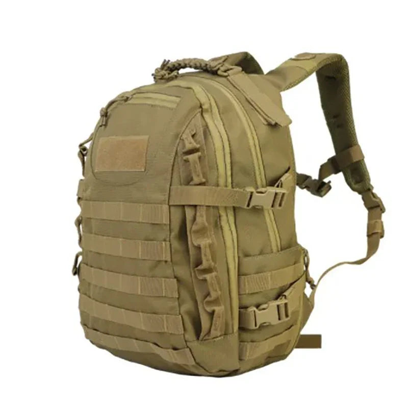 TrekForce | 35L Tactical Hiking-Rucksack | Wasserdicht & MOLLE-kompatibel | Für Outdoor, Jagd & Sport