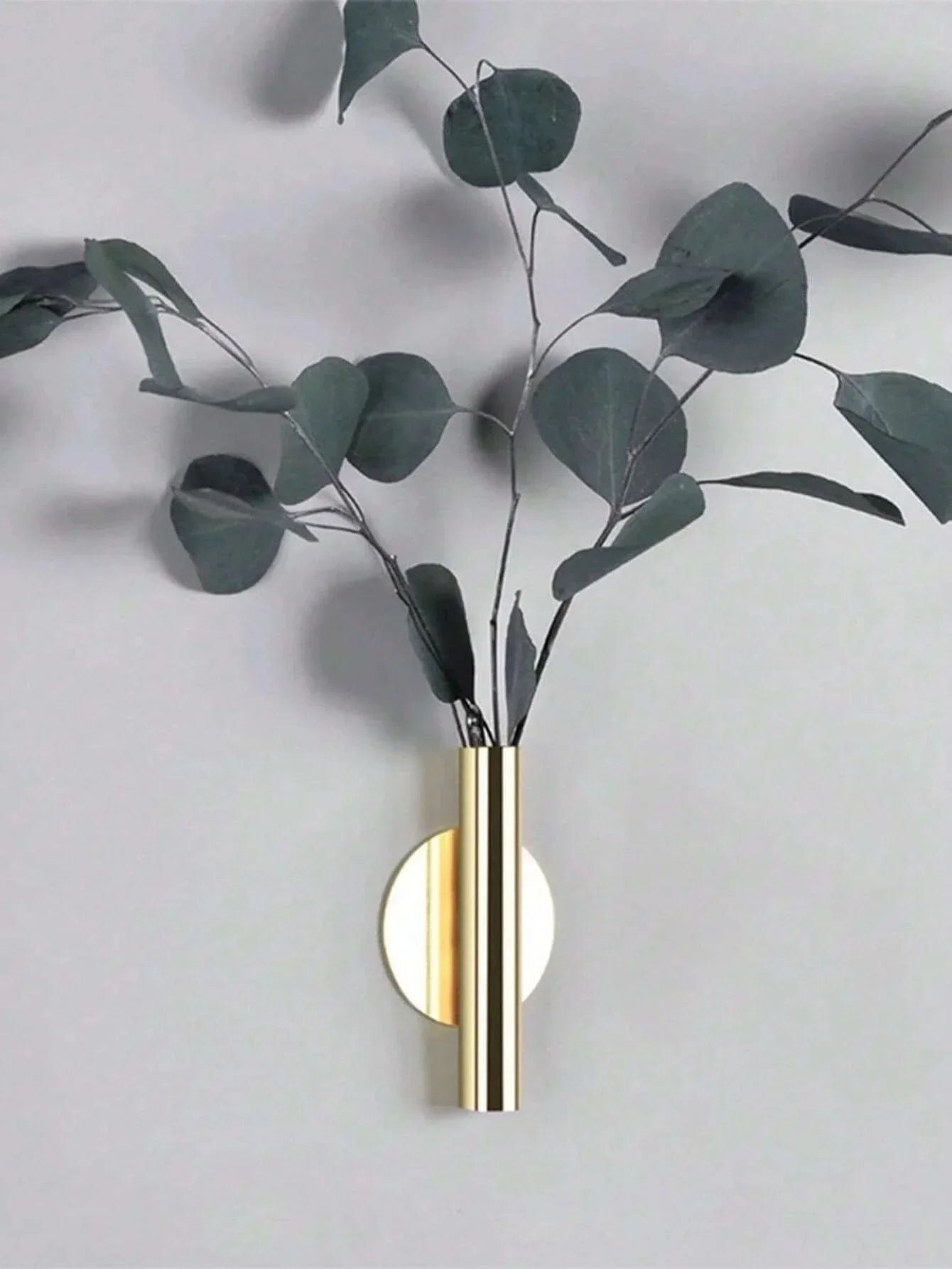 Floralis Rose | Wandvase | Minimalistisches Design | Edelstahl in Roségold