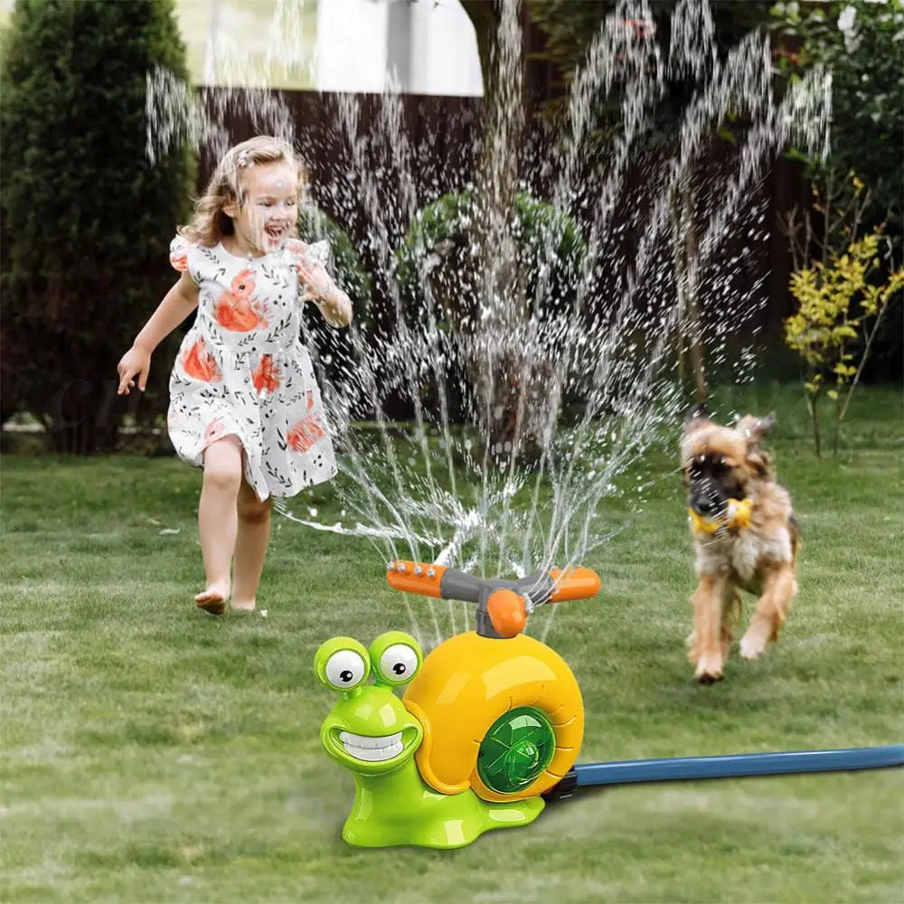 SnailSplash | Wassersprinkler im Schneckendesign | Interaktiver Spielspaß | Für Garten & Pool