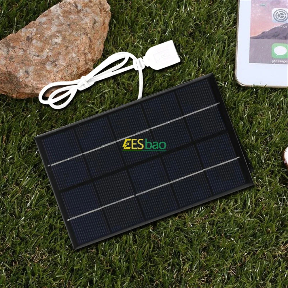 Solariqa | Kompaktes Solarpanel | USB 5V, Wetterfest, Leicht | Für Outdoor, Reisen & Notfälle