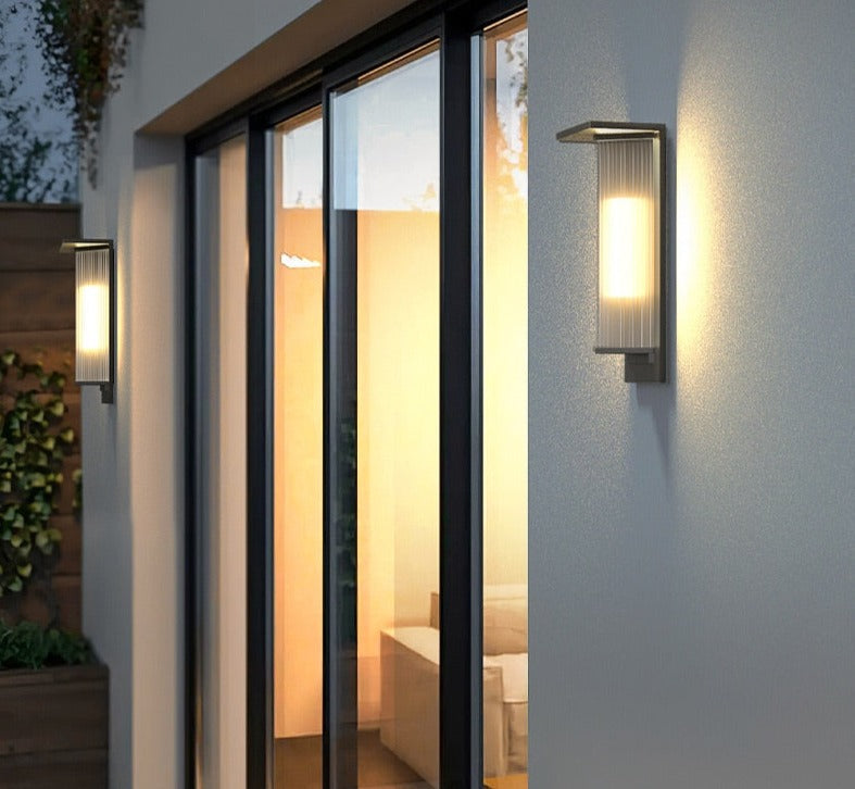 Solarvia Pro Wandlampe | Mit Bewegungsmelder | Solarbetrieben & Wetterfest | LED Warmweiß | Für Garten & Hauswand