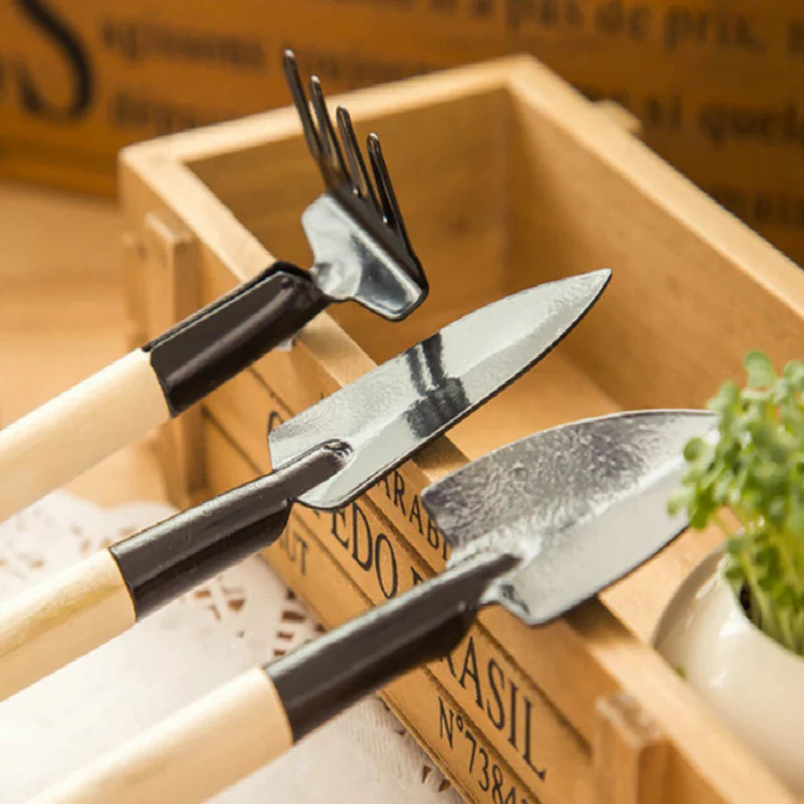 Florvix Gartenset 3-teilig | Handwerkzeug-Set mit Holzgriffen | Für Umtopfen & Pflanzen | Kompakt & langlebig | Ideal für Balkon, Garten & Innenbereich
