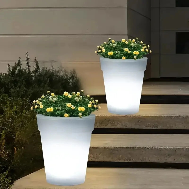 Lunaflare | Solar Blumentopf | LED Pflanzenbeleuchtung | Für Garten & Balkon