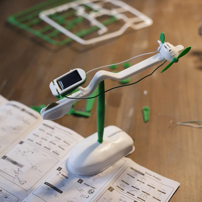 SolarBotix™ – 6-in-1 Solar-Roboterbausatz für Kinder
