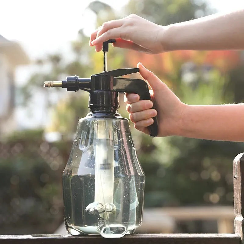 PlantPro Sprühgerät | 1,5L Drucksprühgerät | Verstellbare Düse | Ergonomischer Griff