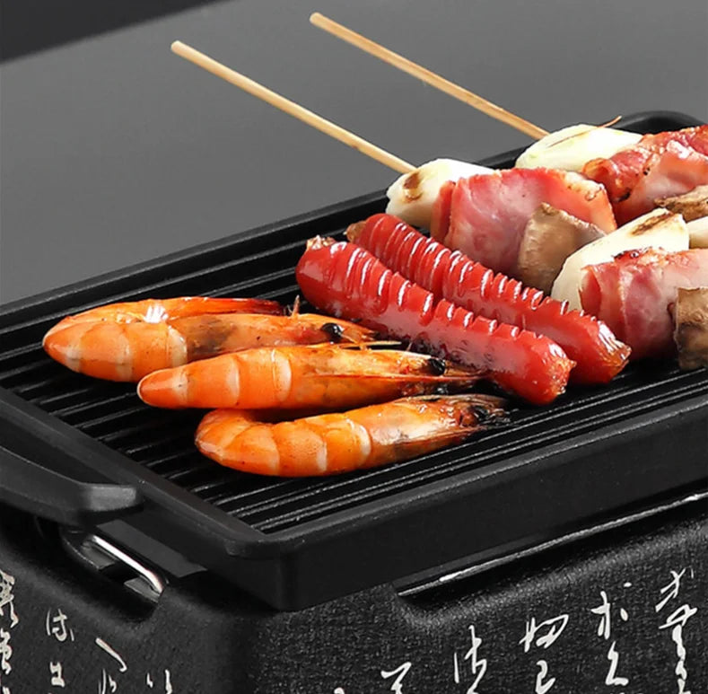 Tischgrill Ayano | Kompakt & Holzkohlebetrieben | Für Draußen & Drinnen