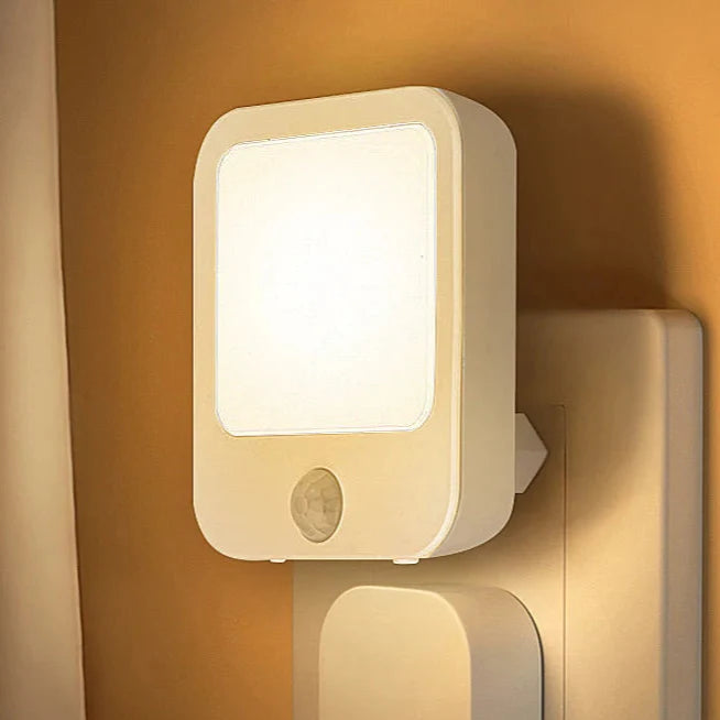 Nuvira Mini Nachtlicht | Bewegungsmelder & LED | Warm-/Kaltweiß | Kompakt & Energiesparend