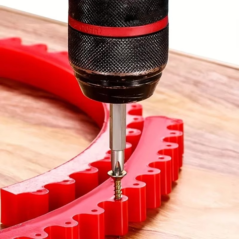 FlexiStrip Pro – Die flexible Schablone für perfekte Kurven