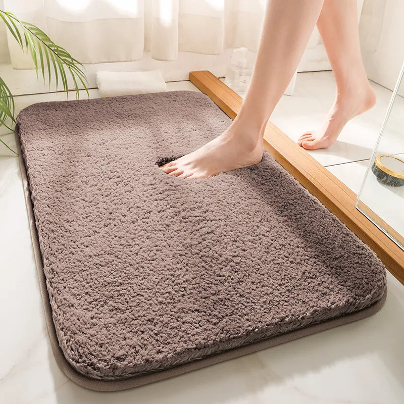 PlushDry – Luxus-Badematte für warme & trockene Füße!