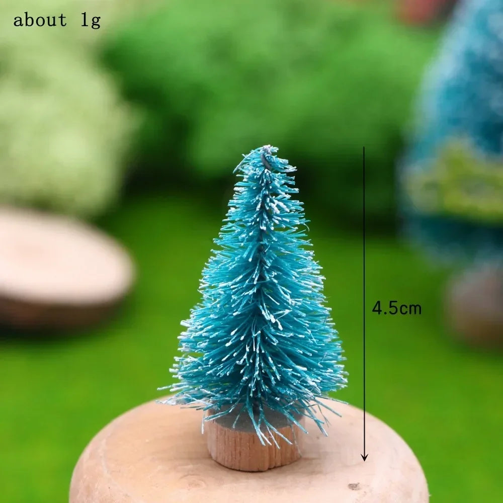 Evervane | Mini-Weihnachtsbaum | Dekorierter Zeder- und Kiefer auf Sisalbasis | Mit Perlen und Stern | Tischdekoration & Miniaturfigur 4,5–13 cm
