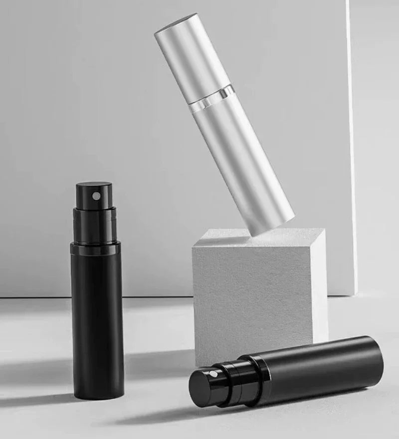 Scentova Parfümzerstäuber | 5ml Reisegröße | Auslaufsicher & Nachfüllbar | Edles Design für Unterwegs