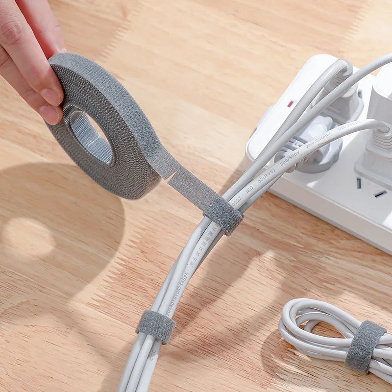 TidyVel GripRoll | Klett-Kabelmanagement | Zuschneidbar & Wiederverwendbar | 5 m Nylon-Rolle