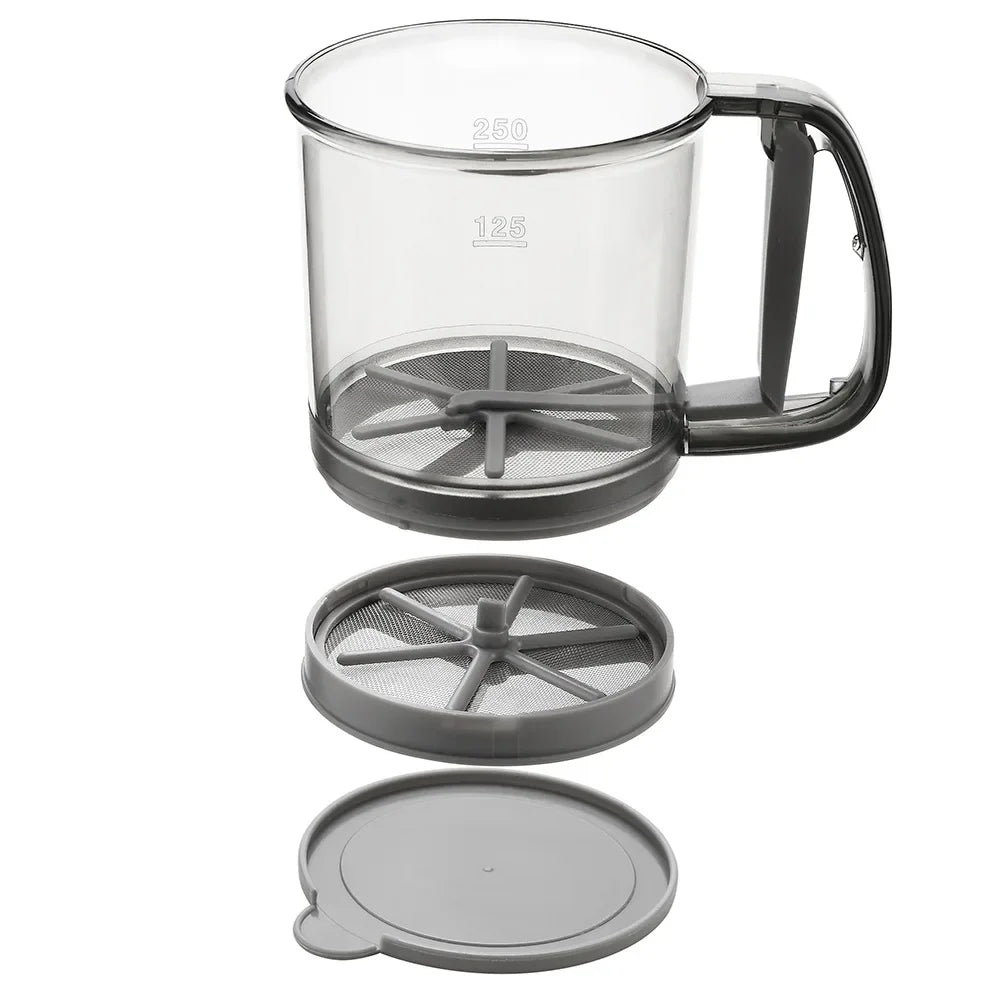 Floura Mehlsieb | Einhandbedienung & Feinmaschig | BPA-frei | 250ml für Mehl & Puderzucker