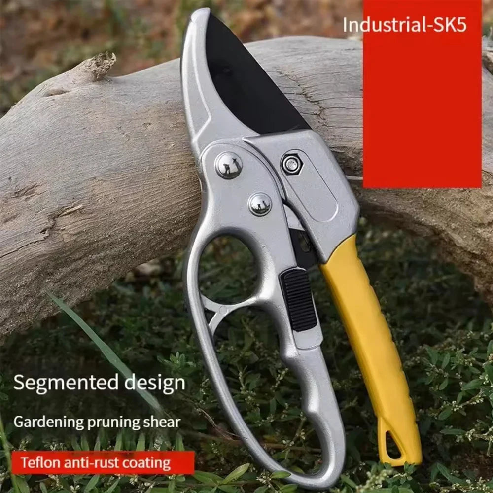 SharpLeaf | Gartenschere SK5 | Ergonomischer Griff | Titanbeschichtete Klinge für präzisen Schnitt
