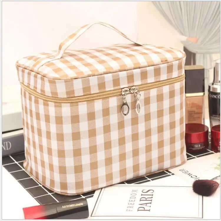 WildAura | Kosmetiktasche | Stylisch & Funktional | Wasserfest & Robust