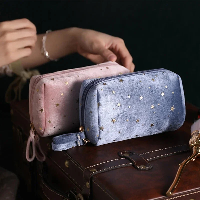 SvelteGlow Cosmetica | Samt Kosmetiktasche | Kompakt & Pflegeleicht | Elegantes Design