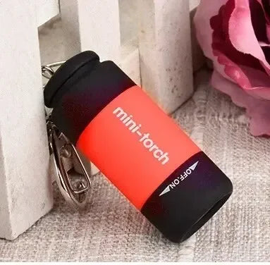 Glintora Mini-LED-Taschenlampe | Schlüssellicht mit USB-Ladung | Ultrakompakt & Wetterfest | Für Outdoor & Alltag