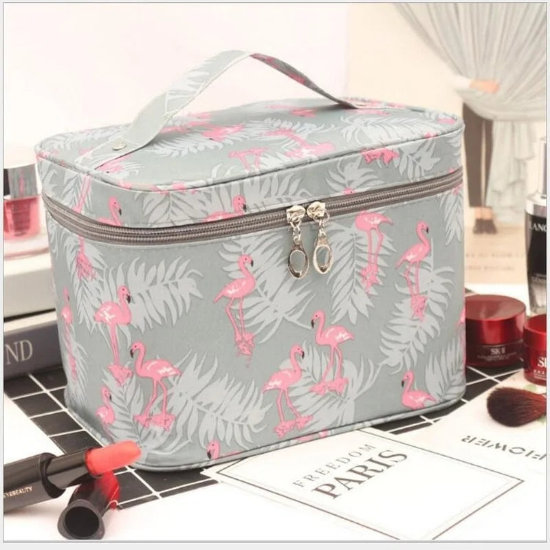 WildAura | Kosmetiktasche | Stylisch & Funktional | Wasserfest & Robust