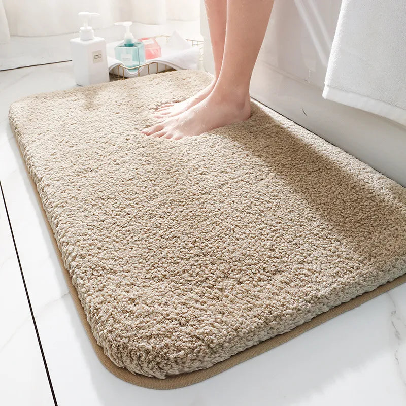 PlushDry – Luxus-Badematte für warme & trockene Füße!