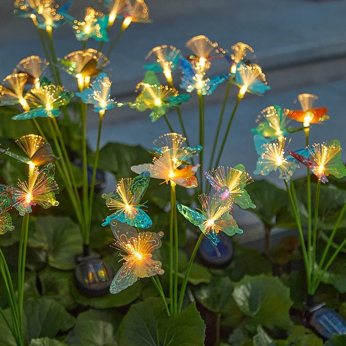 SolaraGlow Schmetterlingsleuchte | Solarbetrieb & Farbwechsel | Wetterfest | 72 cm Höhe