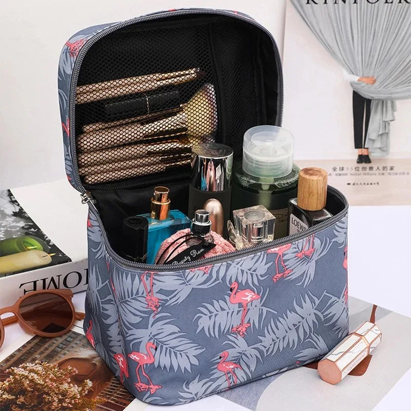 WildAura | Kosmetiktasche | Stylisch & Funktional | Wasserfest & Robust