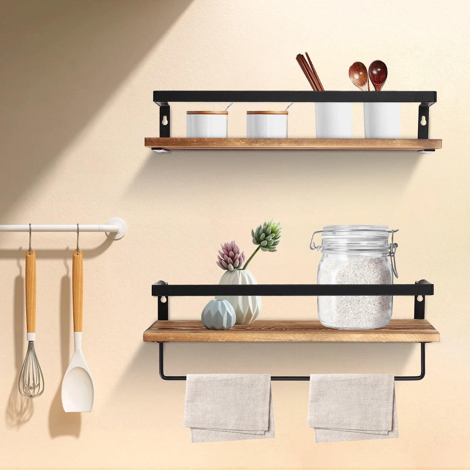 WoodAura™ – Stilvolle Wandplanke für ein warmes Zuhause