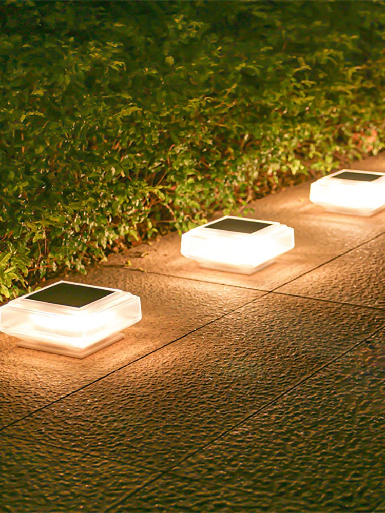 SolunaCap Solarleuchte | LED Außenlicht | Wetterfest & Stromfrei | Für Garten & Pfosten