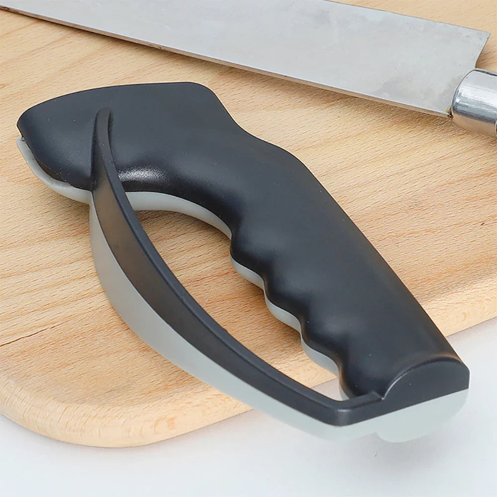 https://meinmaison.de/products/edgemaster-messerscharfer-schnell-prazise-fur-alle-kuchenmesser-rutschfest-ergonomisch?utm_source=copyToPasteBoard&utm_medium=product-links&utm_content=web