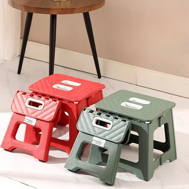 FoldStep™ – Klappbarer Tritt für Zuhause & Unterwegs