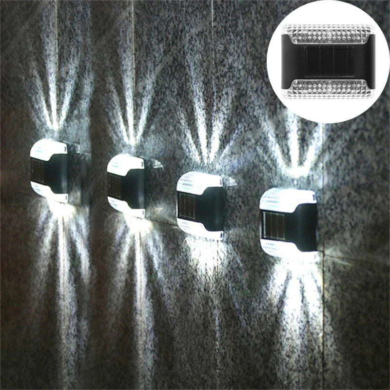 EcoLume Solar-Wandlampen 4er-Set | Warmweißes LED-Licht | Bewegungssensor | Wetterfest