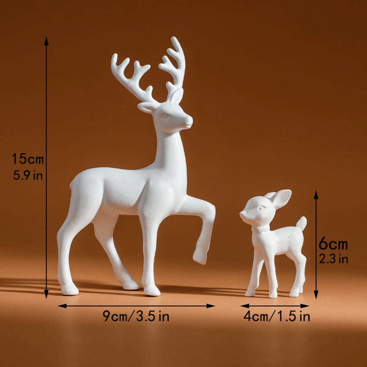 Dekorative DeerHug-Figuren | Set mit 2 Hirsch- und Rehkitz-Skulpturen | Niedliche Dekorationen für Kinderzimmer & Weihnachten | Wohnaccessoire