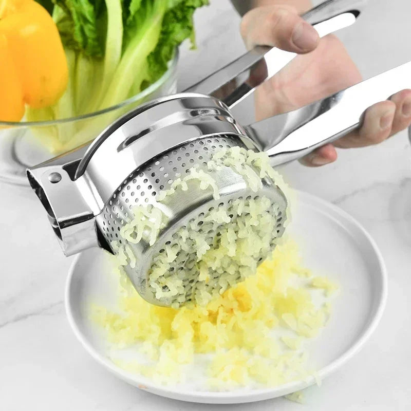 PurePress | Kartoffelpresse Edelstahl | Ergonomisch & Langlebig | Perfekt für Pürees