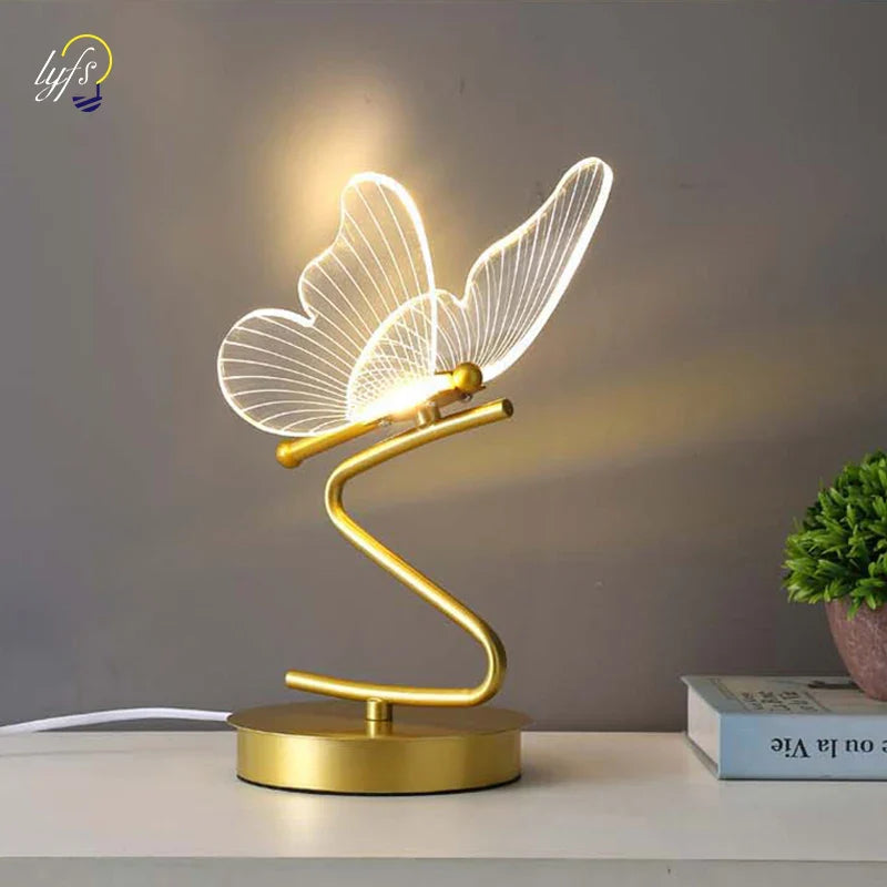 Auralume Tischleuchte | 3 Lichtfarben | Elegantes Schmetterlingsdesign | Gold & Acryl