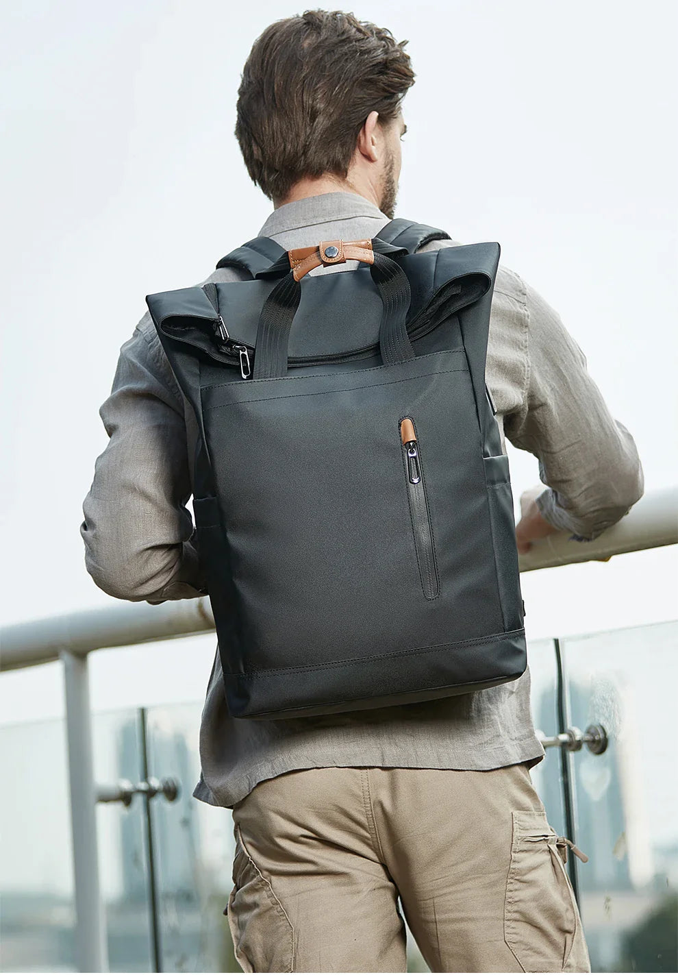 ValorGuard Rucksack | USB-Ladeanschluss | Erweiterbar | Diebstahlschutz | Ergonomisch