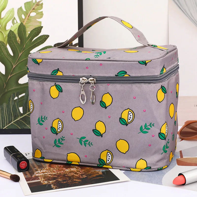 WildAura | Kosmetiktasche | Stylisch & Funktional | Wasserfest & Robust