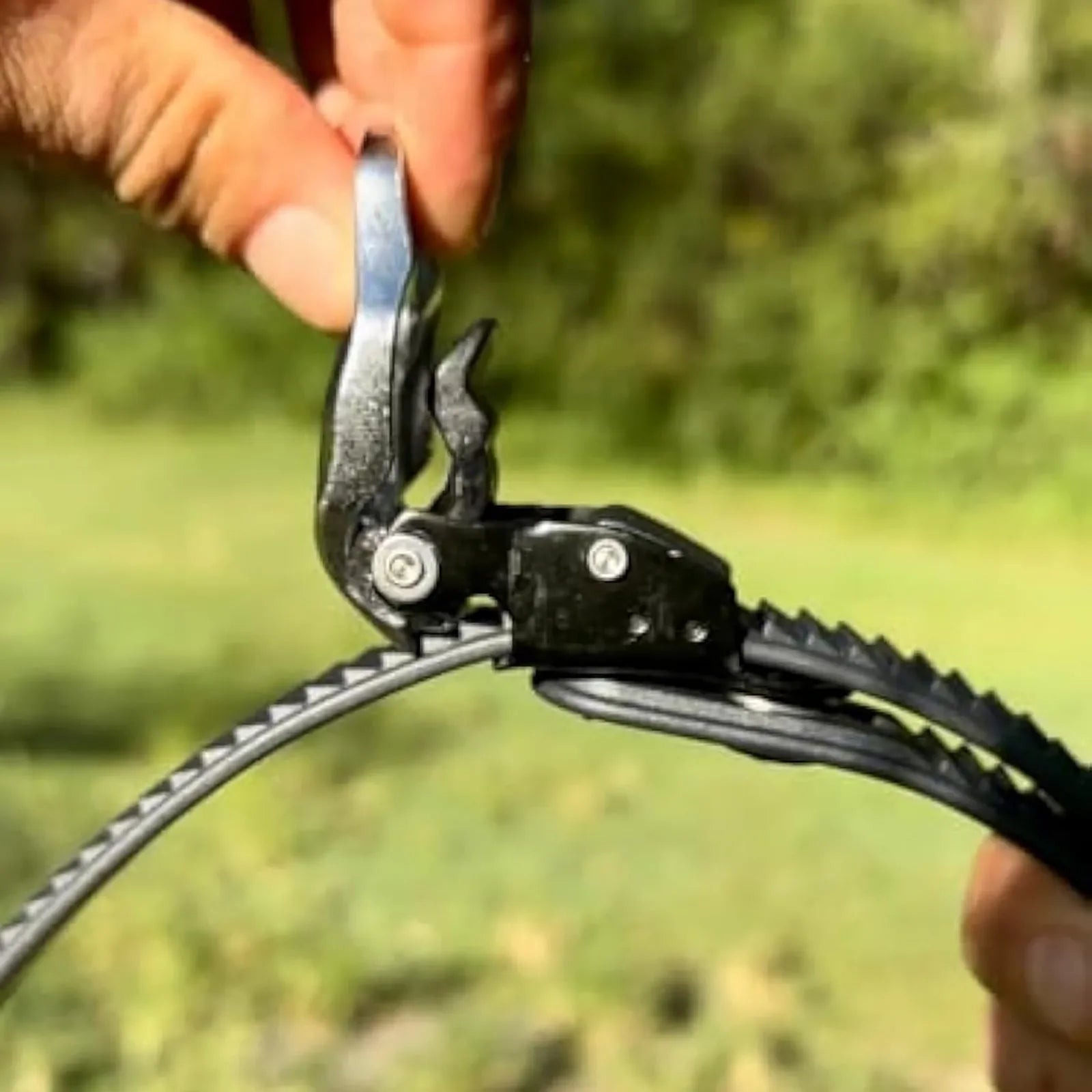 MaxGrip – Das letzte Spanngurt-System, das du je brauchst!