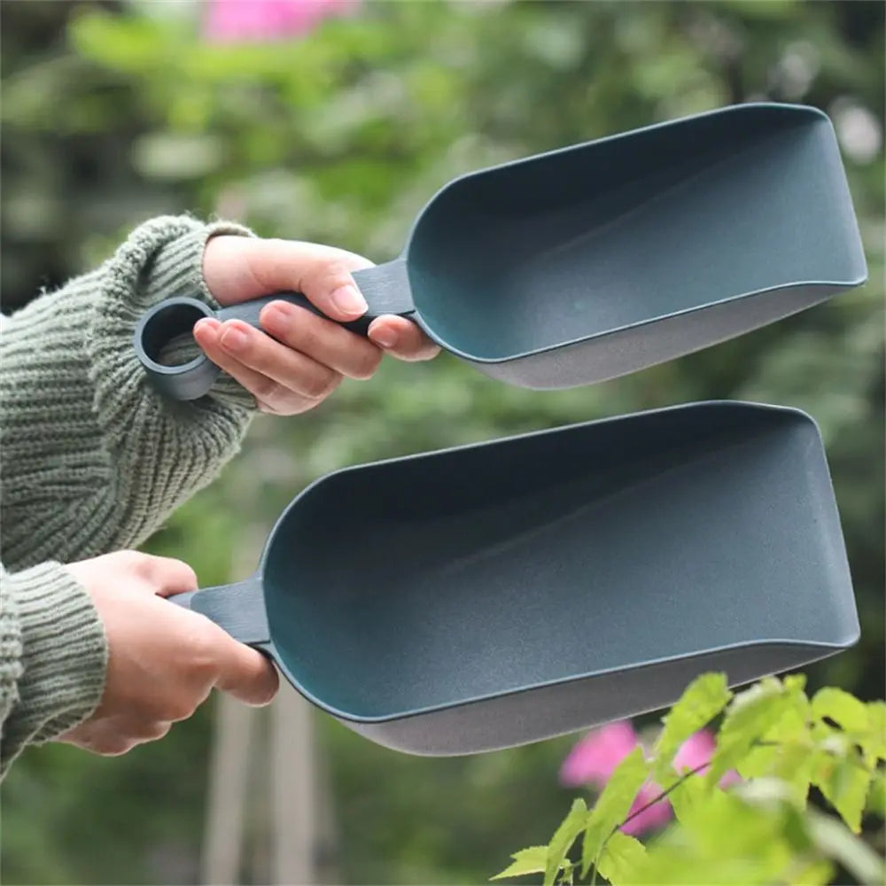 GardenPro ErgoScoop | Ergonomische Gartenschaufel | Leicht & Verstärkt | Für Erde, Sand & Dünger