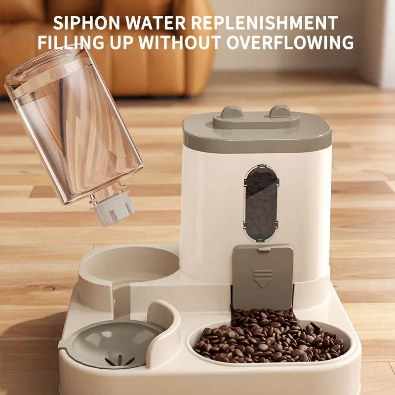 Petora | Automatischer Futter- & Wasserspender ohne Strom | 2-in-1 System mit Edelstahlnäpfen & Anti-Rutsch-Füßen | Ideal für Katzen & kleine Hunde