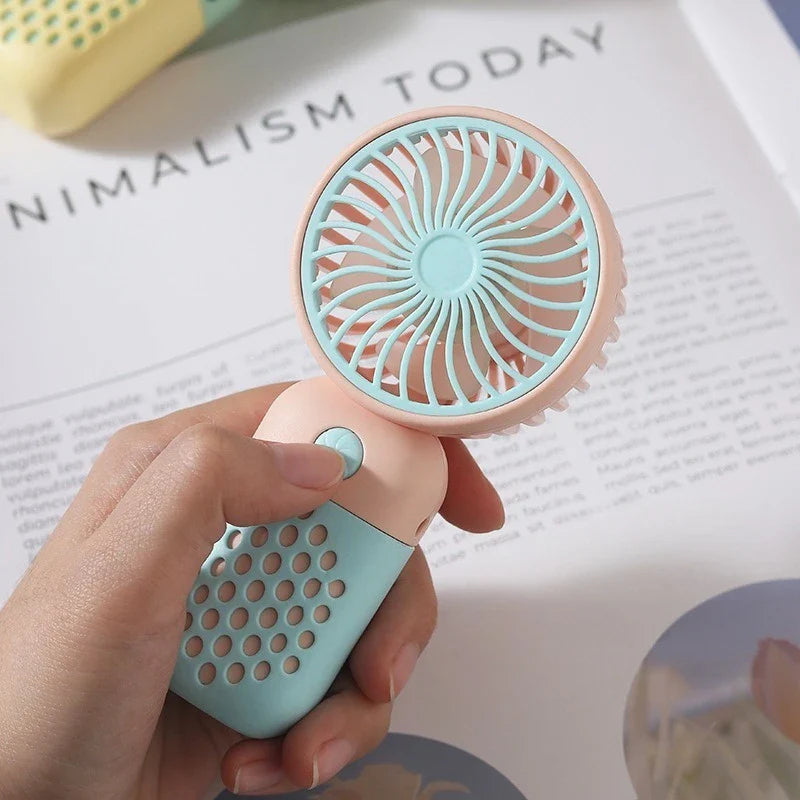 CoolBreeze | Mini-Handventilator | Leise & Kompakt | Mit Duftfunktion