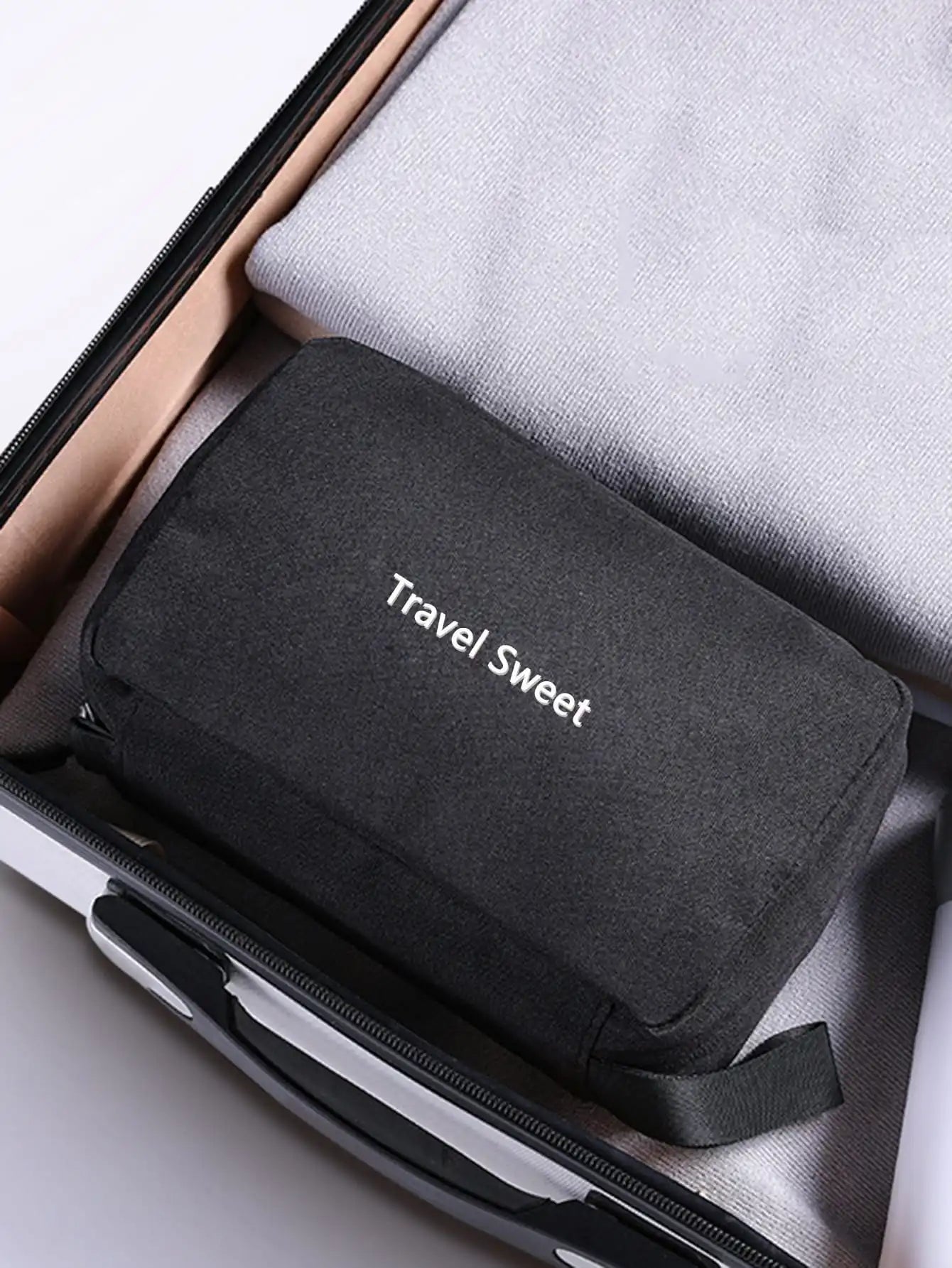 TravelPro Cube | Kompakte Reisetasche | Wasserdichtes Fach & 3D-Aufteilung | Faltbar & Platzsparend