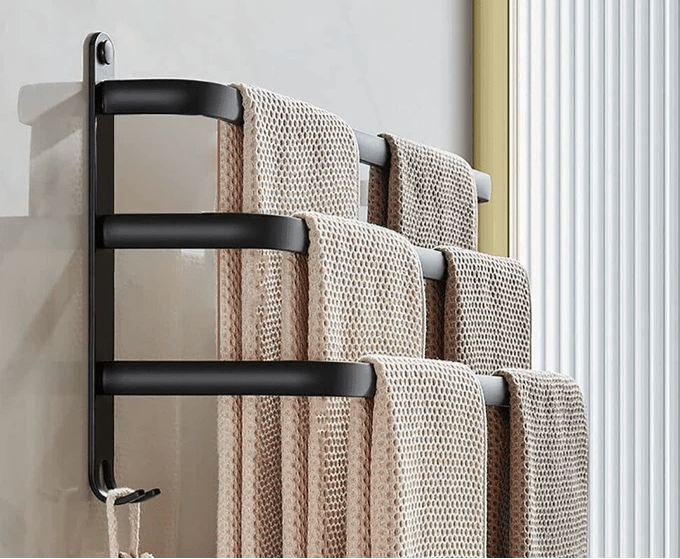 AquaMount Pro Wand-Handtuchhalter | Kompaktes Design mit 3 Stangen | Rostfrei & Langlebig | Für Badezimmer & Küche