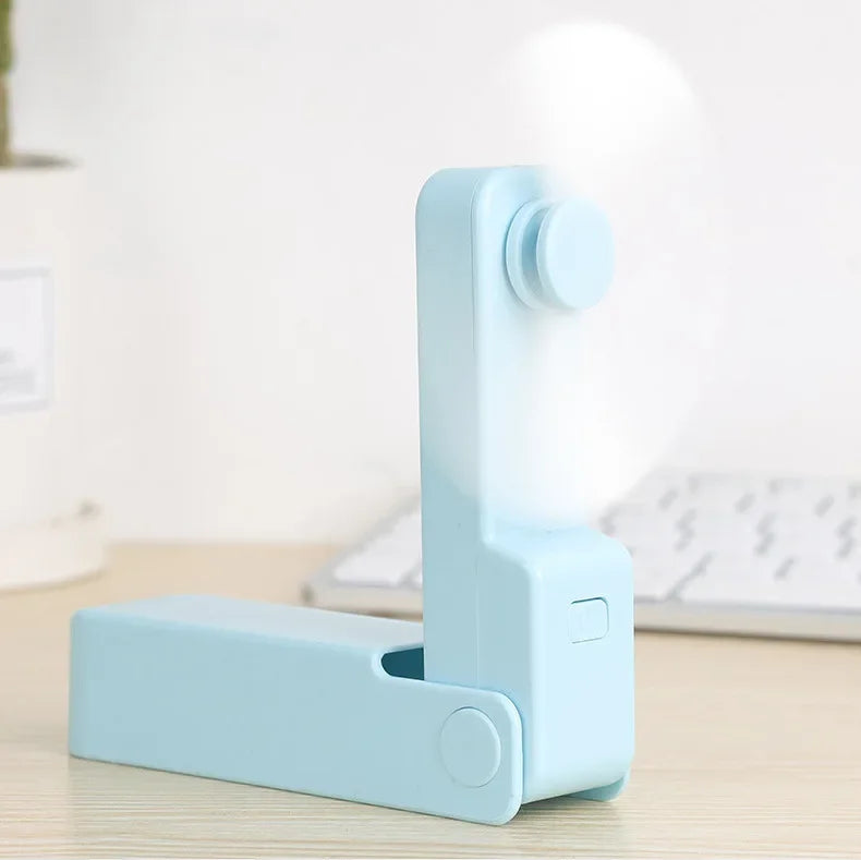 BreezeFold | Mini-Faltventilator | Ultraleicht & Leise | USB-Akku & Kompaktes Design