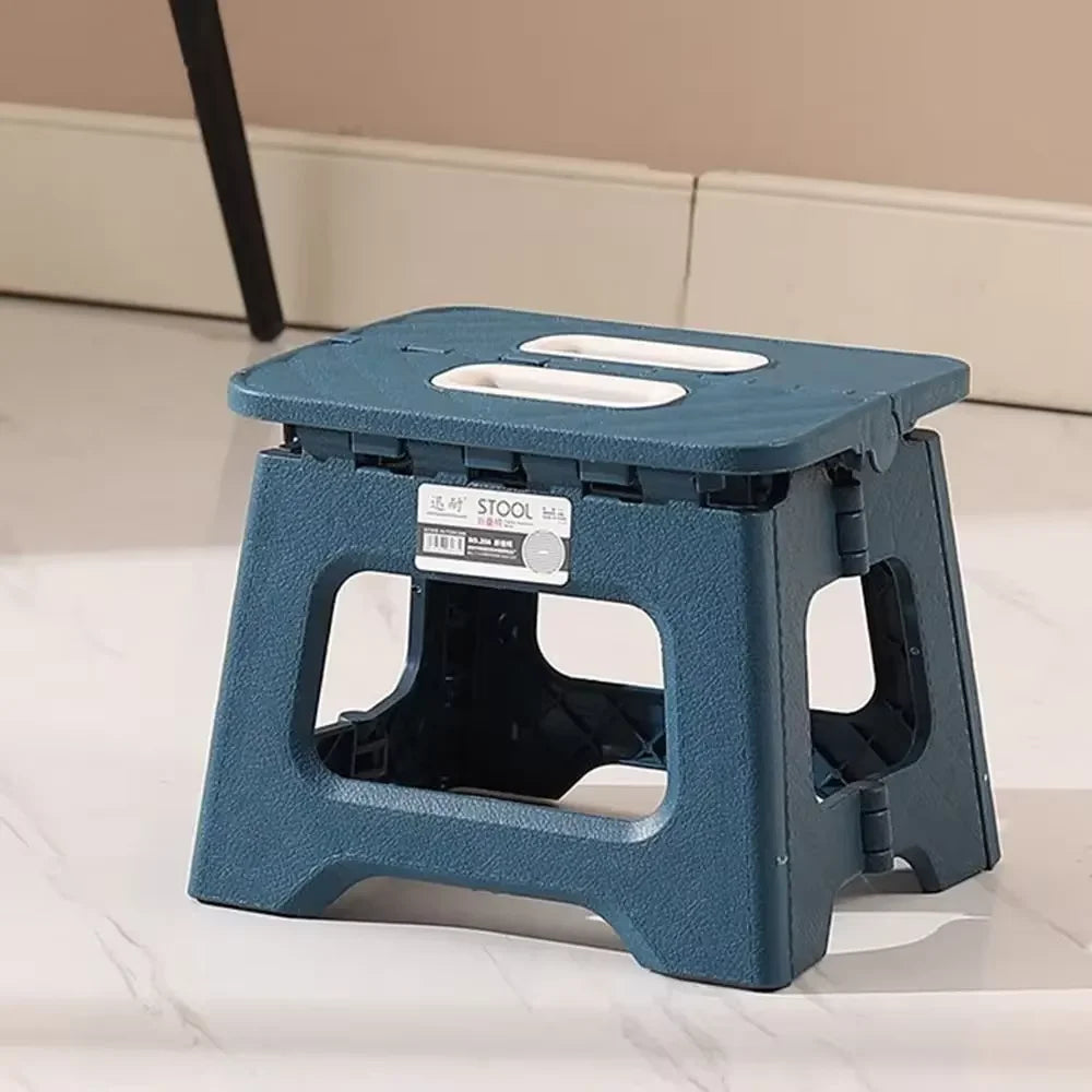 FoldStep™ – Klappbarer Tritt für Zuhause & Unterwegs