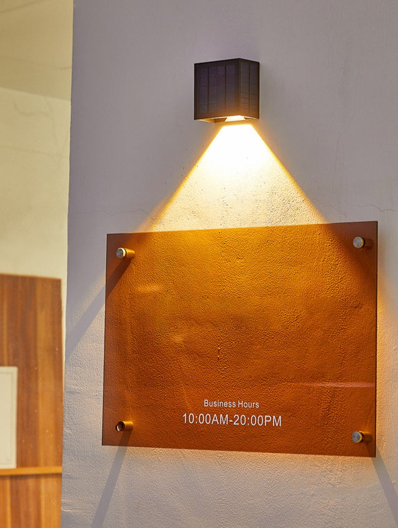 SolaVive EdgeLight | LED Solar-Wandleuchte Für Außen | Dämmerungssensor | Wetterfest IP65 | Warm- & Kaltweiß | Modernes Design Ohne Kabel