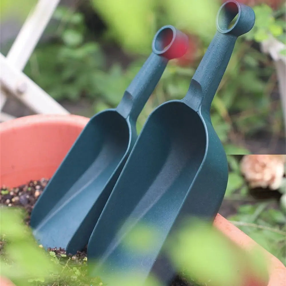 GardenPro ErgoScoop | Ergonomische Gartenschaufel | Leicht & Verstärkt | Für Erde, Sand & Dünger