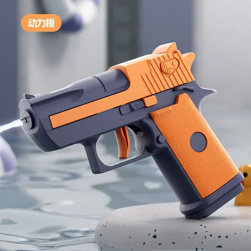 AquaJet Mini Wasserpistole | Mechanisches Dauerfeuer | Retro-Design | Bis zu 10 Meter Reichweite